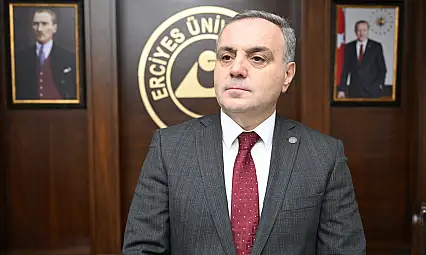 Rektör Altun, Yılın Kareleri oylamasına katıldı