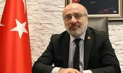 Rektör Karamustafa'dan 'pergel' metaforlu mesaj