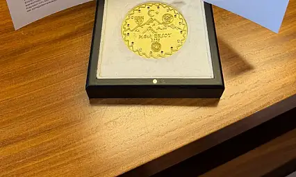 Sadece 38 tane var! O madalya bakın kimin masasında ortaya çıktı?