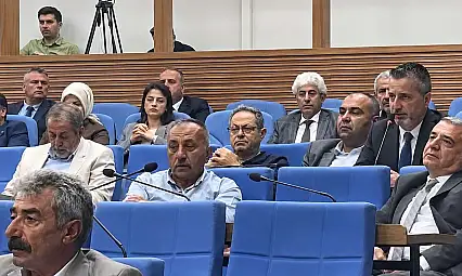 Şahin Ülker'den spor alanının ticarete dönüşmesine ret!