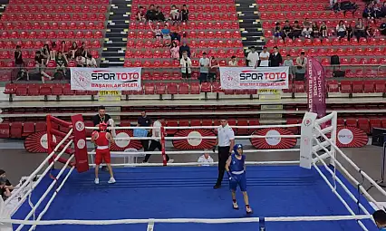 Sporcular Kayseri'ye geldi: Şampiyonluk maçları başladı
