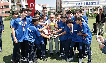 Talas Belediyesi'nden geleceğin yıldızlarına davet