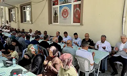 'Unutursak kanımız kurusun!' Şehit babasından Kayseri'de tarihi yemin