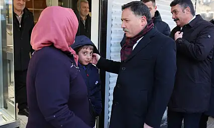 Vali Çiçek ilk mesai gününde sokağa indi