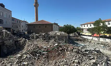 Yeşilhisar'da deprem yaraları sarılıyor