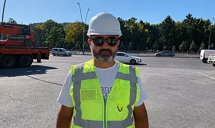 Yüksek binalardan ağır malzemelere! Kayseri'de vinç operatörleri