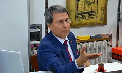 Yusuf Halaçoğlu'ndan parti değiştirenlere: Önce istifa edin