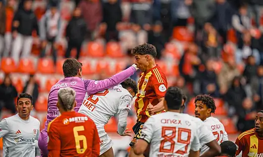 Kayserispor'da 90 maça çıktı! Tecrübeli isim kendine kulüp arıyor