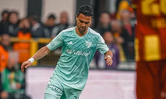 Kayserispor'da ayrılık: Furkan Soyalp formayı bıraktı