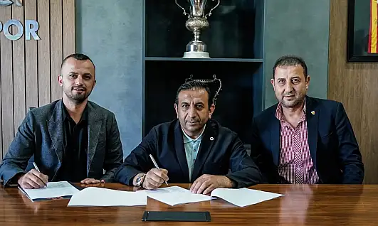 Kayserispor'da bir imza daha