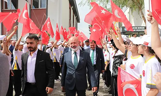 Kocasinan'da ERVA Spor Okulu açıldı: Çolakbayrakdar'dan gençler vurgusu