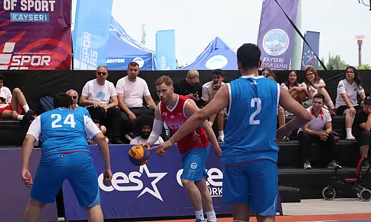 Lite Quest 3x3 Kayseri'de şampiyonunu belirliyor
