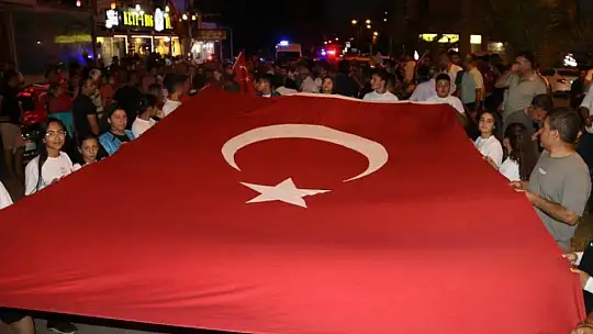 15 Temmuz Şehitleri için Kozan tek yürek oldu