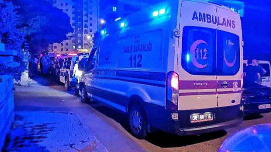3 Yaşındaki çocuk baba katili oldu