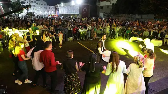 Festival coşkuyla devam ediyor