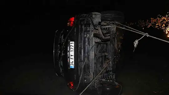 Adana'da otomobil sulama kanalına düştü: 1 ölü, 1 yaralı