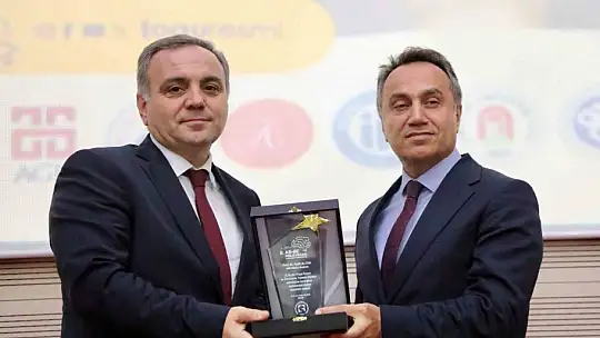 9 üniversite ile başladıkları yolda 15 üniversiteye ulaştılar