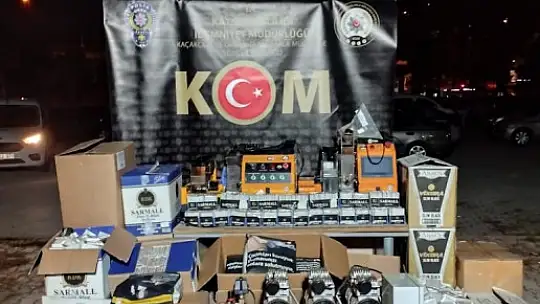 Kaçak sigara dolumu yaparken yakalandı