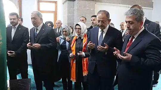 Akar: Kayserili hemşehrilerimizin güvenine layık olmak için çalışacağız!