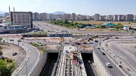 Başkan Büyükkılıç: 'T2 tramvay hattı yeniden hizmete açıldı'