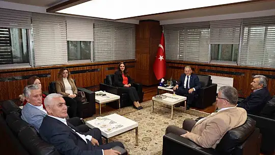 Başkana ziyaretler sürüyor