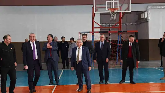 Büyükkılıç: Hiçbir zaman siyasi davranmayız