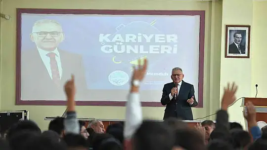 Büyükkılıç, öğrencilerle bir araya geldi