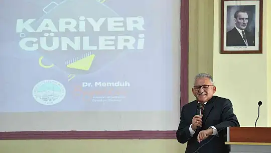Büyükkılıç, öğrencilerle bir araya geldi