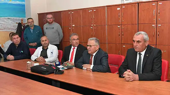 Büyükkılıç, öğrencilerle bir araya geldi