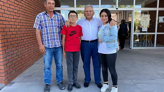 Başkan Büyükkılıç sanatçı gençler ile bir araya geldi!