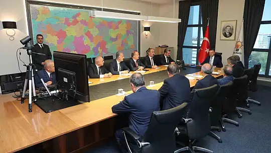 Başkan Büyükkılıç'tan Bakan Özhaseki'ye ziyaret