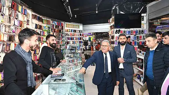 Büyükkılıç'tan esnaf turu