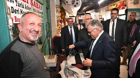 Büyükkılıç'tan esnaf turu