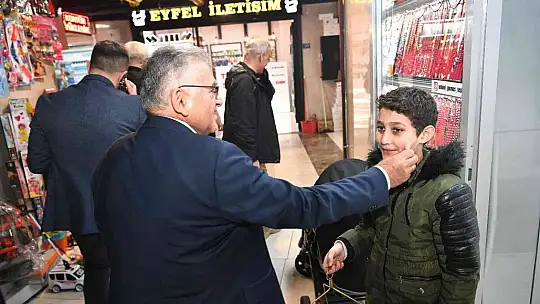 Büyükkılıç'tan esnaf turu