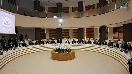Başkan Büyükkılıç'tan gençlik vurgusu