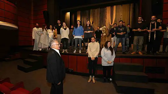 Çarşamba akşamı sevenleri ile buluşacaklar