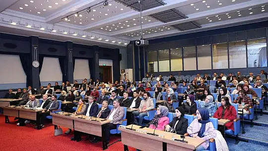 'Kurallara uymada sıkıntı var' diyen Büyükkılıç: Otoban gibi yollarımız olunca dezavantaj da oluyor