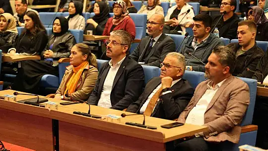 'Kurallara uymada sıkıntı var' diyen Büyükkılıç: Otoban gibi yollarımız olunca dezavantaj da oluyor