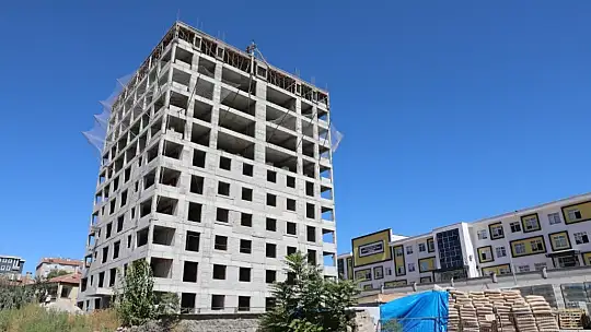 'Kentsel dönüşümü kendi imkanıyla yapan tek belediyeyiz'