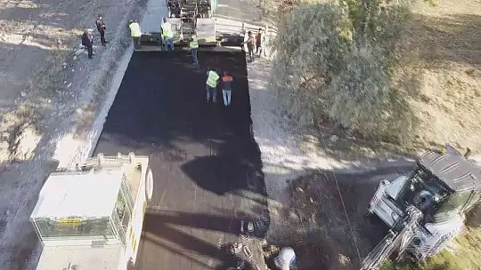 Bünyan'da o yol yenileniyor...