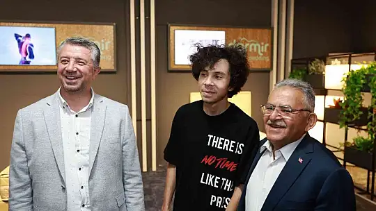 Büyükkılıç'tan KUMSmall'a ziyaret