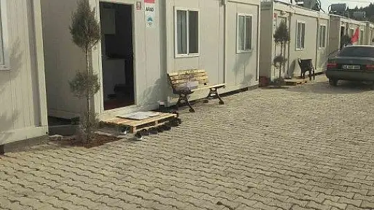 Kayseri'den Deprem bölgesine 2 konteyner mutfak ve 1 konteyner yatakhane