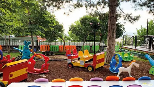 Muhteşem şehir manzarası ile bayramda açık