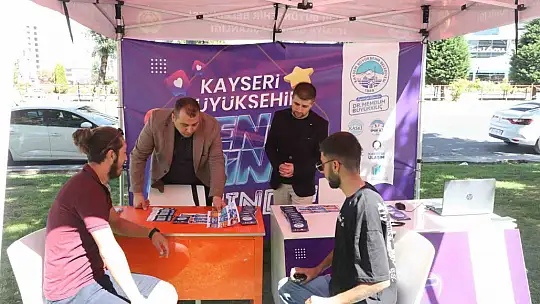 Öğrencilerden tam not aldı