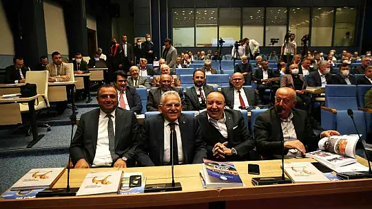 Bir yılda 771 madde görüştüler...