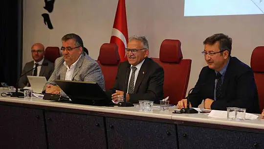 Bir yılda 771 madde görüştüler...
