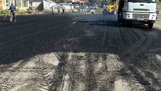 Büyükşehirden asfalt çalışması
