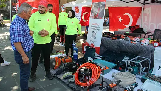 Depremden sonra gönüllülük arttı!