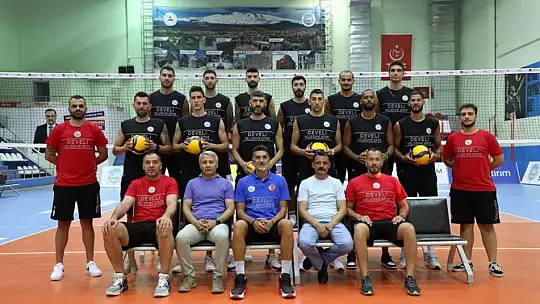 Develi Belediyespor sezonu açtı