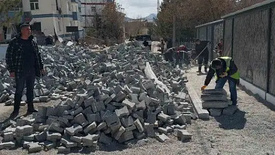 Develi Konteyner Kenti Elbistan'da yapılmaya başladı